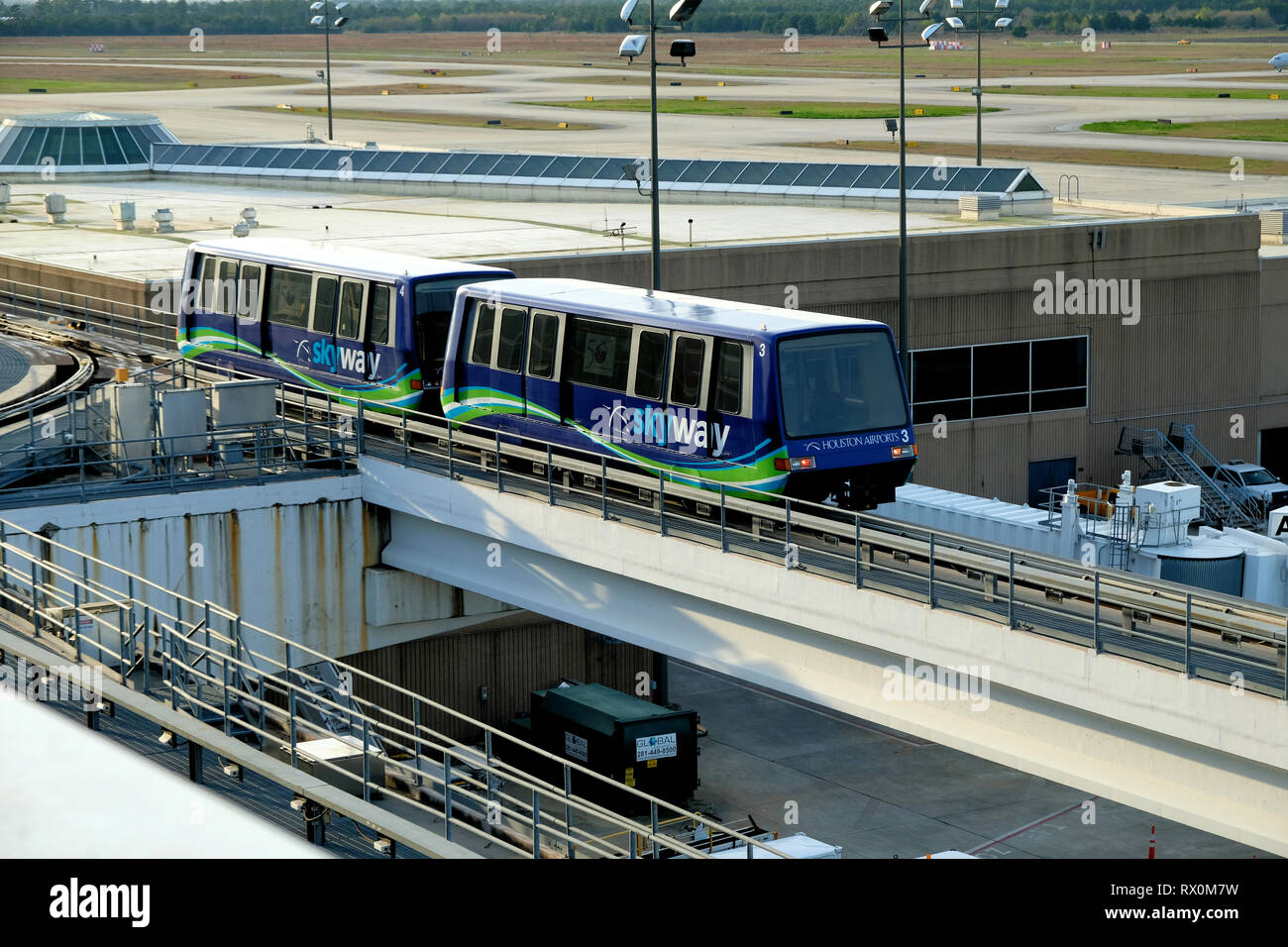 Skyway (ehemals TerminaLink) intra-terminal oberirdischen automated People Mover am George Bush Intercontinental Airport (IAH); Houston, Texas, USA. Stockfoto