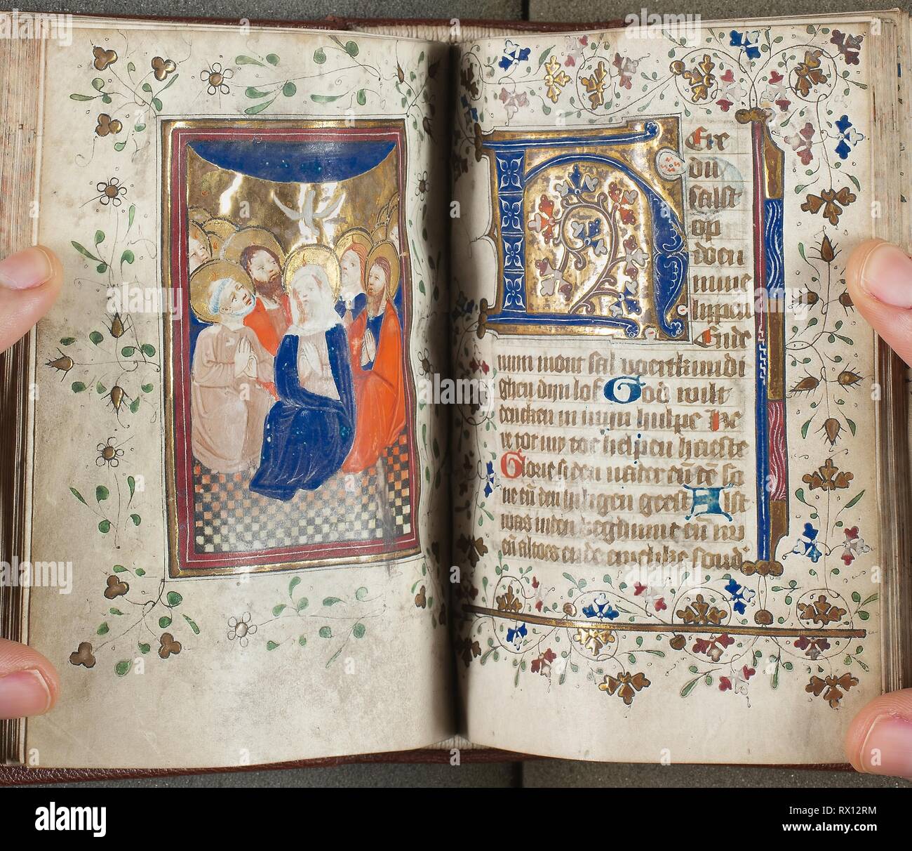 Buch der Stunden. Niederländischen (Utrecht); 15. Datum: 1410-1430. Abmessungen: 130 x 100 mm (Blatt). Manuskript mit 259 Folios, sechs Miniaturen und anderen Dekorationen in Tempera und Blattgold, mit niederländischen Inschriften in littera Textualis, schwarzbraune Tinte, Graphit regiert, auf Pergament, in einem modernen Bindung von Braun Marokko über Holzbretter, mit gestanzten Designs auf dem endbands, und mit der Maschine geschnitten Kanten, marmoriert in Rot und Blau. Herkunft: Niederlande. Museum: Das Chicago Art Institute. Autor: Meister der Zweder van Culemborg. Stockfoto