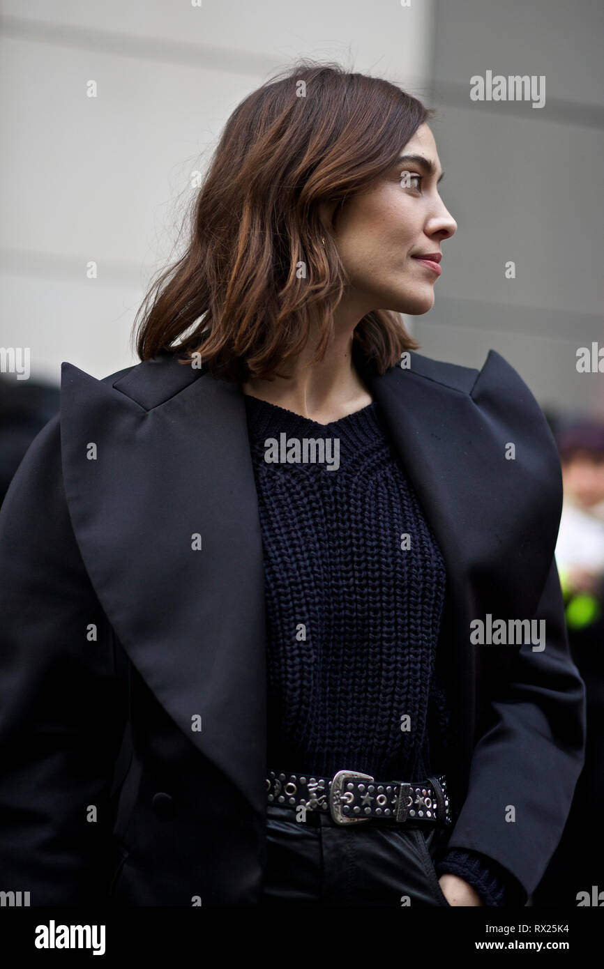 Alexa Chung bei der London Fashion Week Herbst Winter Feb: UK Stockfoto