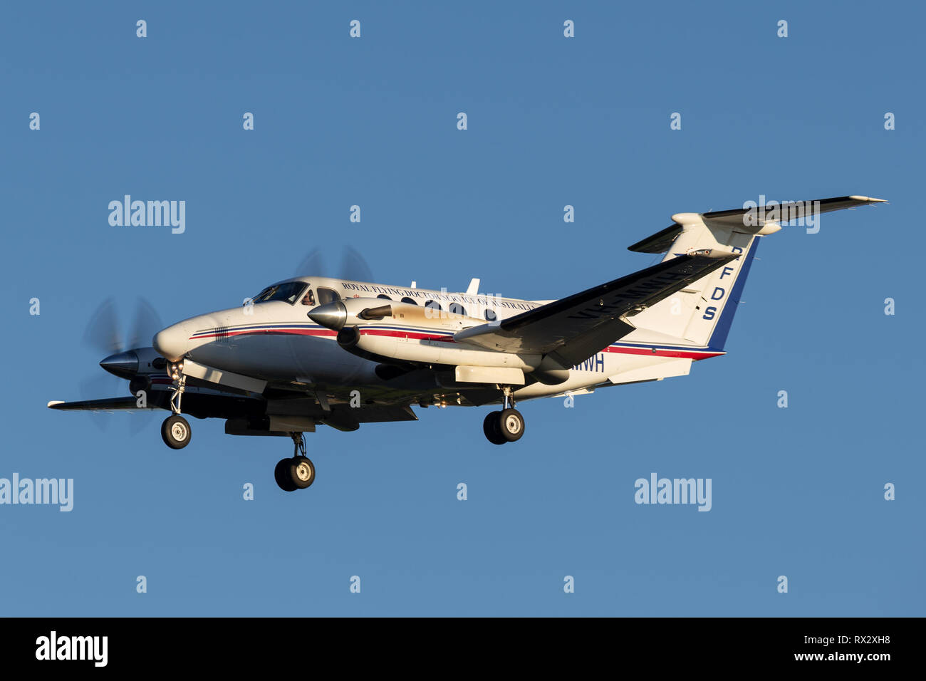Royal Flying Doctors Service von Australien Beechcraft Super King Air 200 twin motorige Turboprop-flugzeuge auf approa Stockfoto