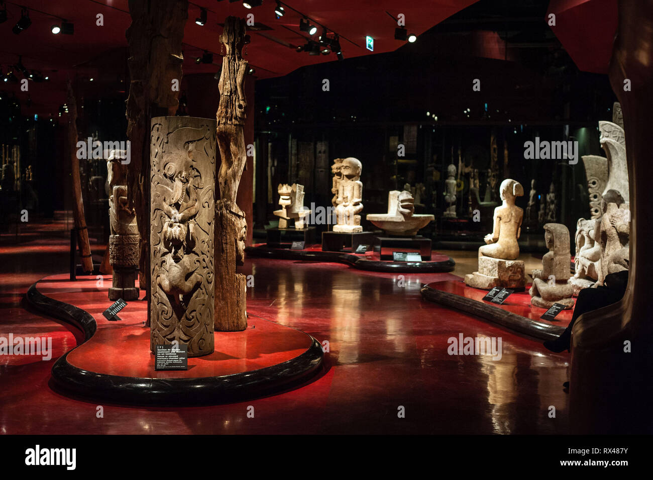Paris (Frankreich): Musée des arts Premiers du Quai Branly, Museum mit der indigenen Kunst und Kulturen in Afrika, Asien, Ozeanien und Amerika. Stockfoto