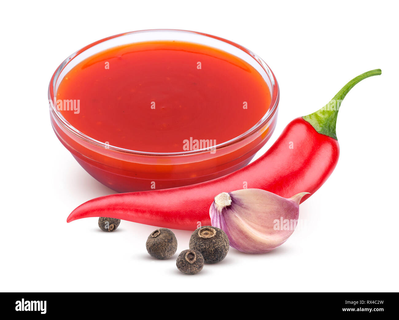 Chili Sauce Zutaten auf weißem Hintergrund mit Freistellungspfad isoliert Stockfoto