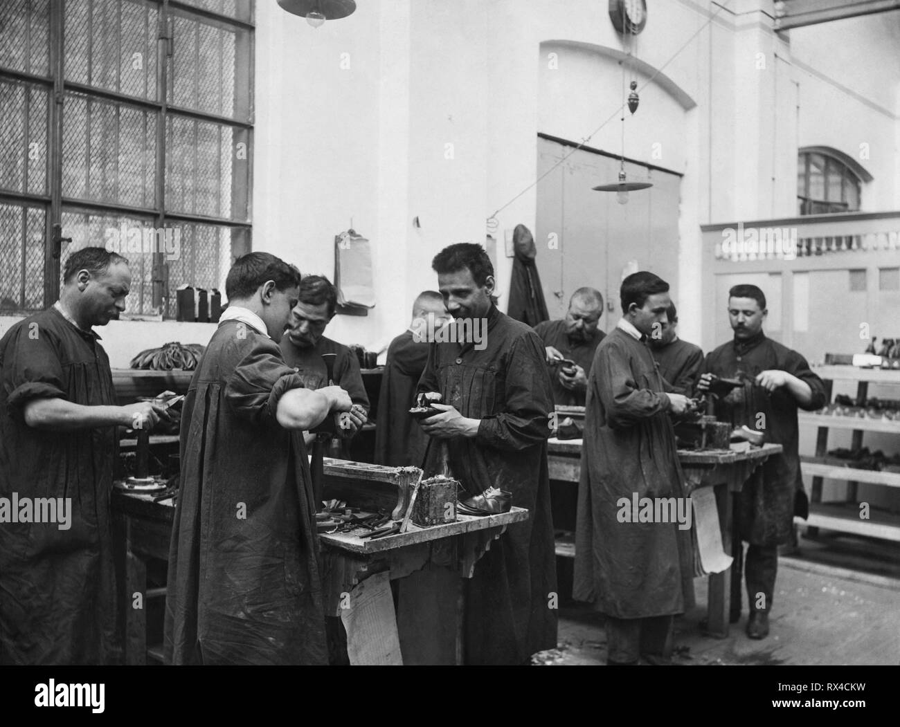 Leder Arbeiten, Lombardei, Italien 1920-30 Stockfoto