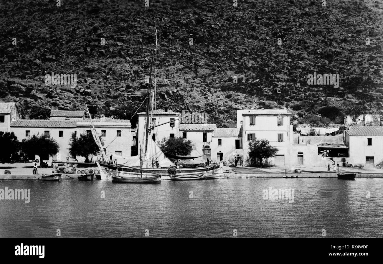 Italien, Toskana, Capraia Insel, Blick auf die Küste, 1947 Stockfoto