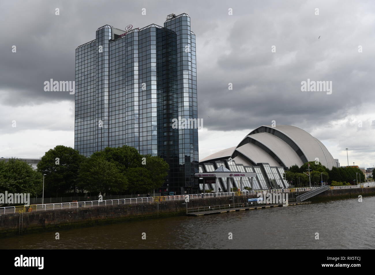 Crowne Plaza Hotel befindet sich am Ufer des Clyde, Glasgow, Schottland, Großbritannien Stockfoto