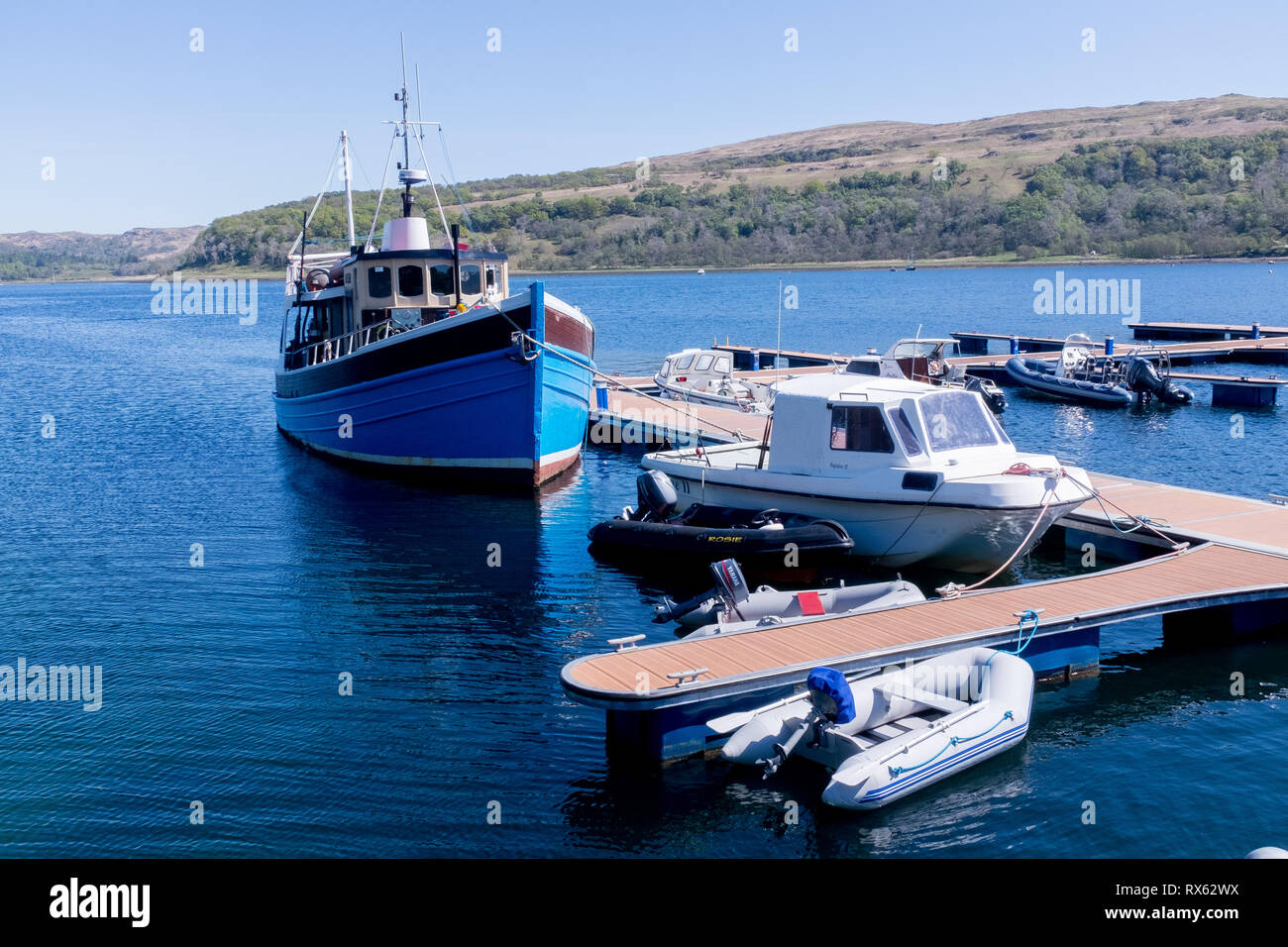 Neue schwimmende Ponton am Pier Lochaline Hafen schottische Westküste von Schottland Stockfoto