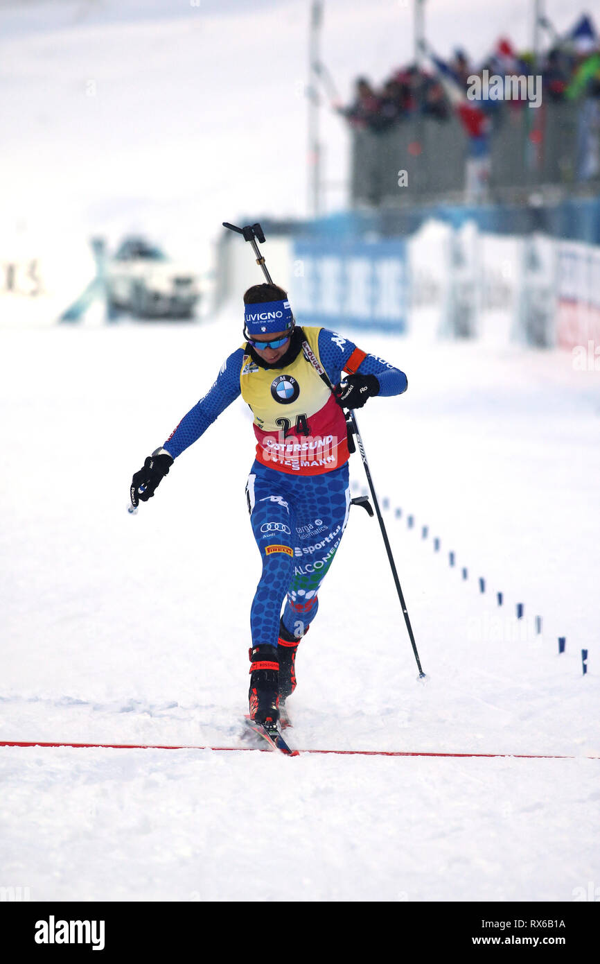 Östersund, Schweden. 8 Mär, 2019. IBU Biathlon Weltmeisterschaften, Tag 2, Sprint Frauen; Lisa Vittozzi (ITA) durchquert die Linie an der finsih Credit: Aktion plus Sport/Alamy leben Nachrichten Stockfoto