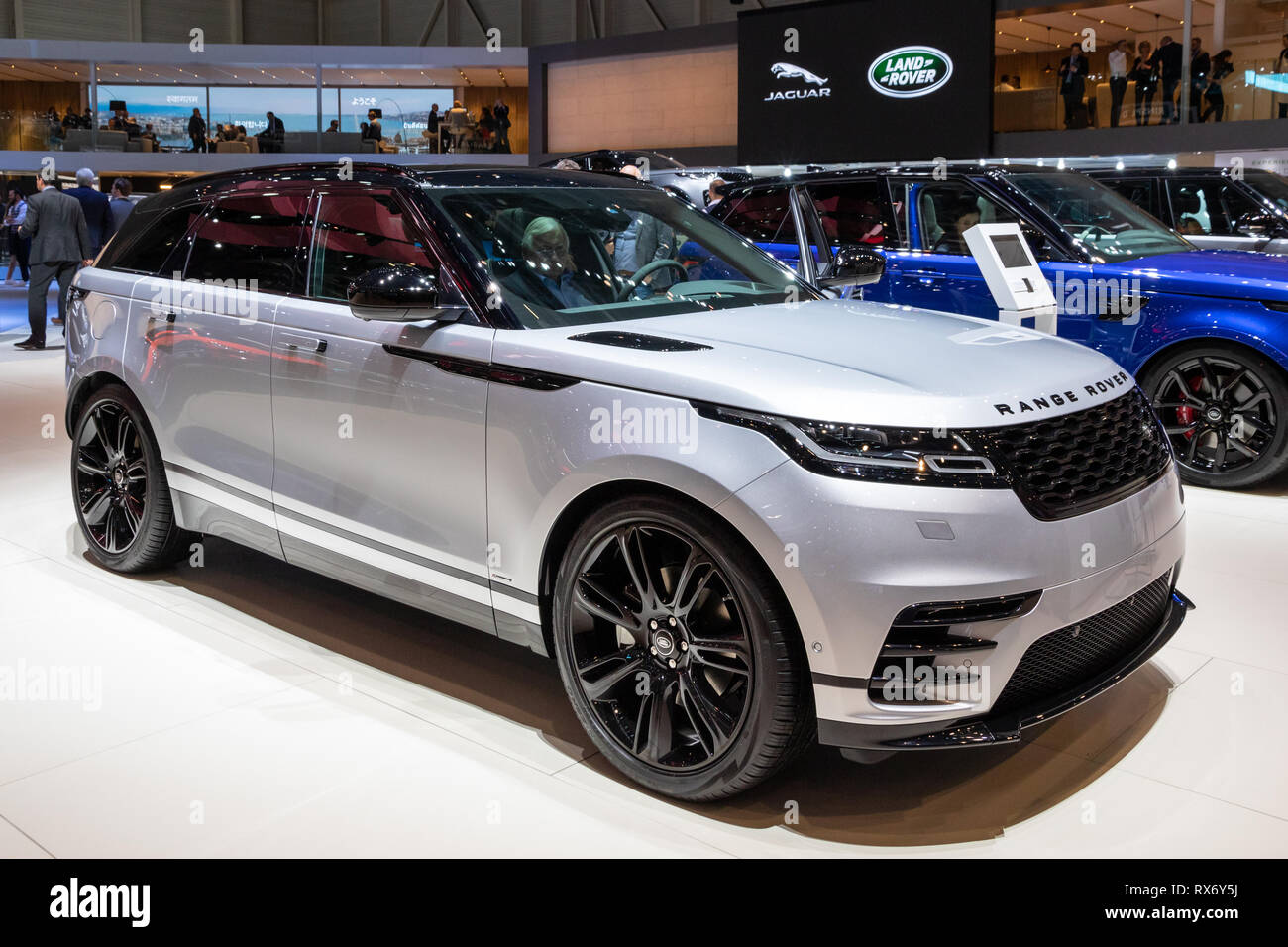 Genf, Schweiz - 6. MÄRZ 2018: Range Rover velaren Auto auf dem 88. Internationalen Automobilsalon in Genf präsentiert. Stockfoto