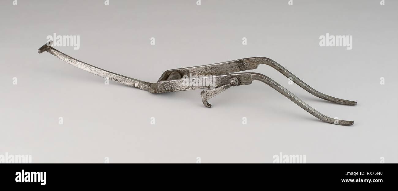 Der Ziege Fußhebel für eine Armbrust. Spanisch. Datum: 1500-1533. Abmessungen: . Eisen. Herkunft: Europa. Museum: Das Chicago Art Institute. Stockfoto