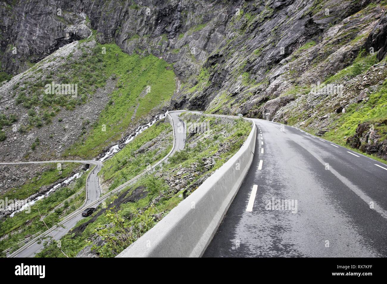 Troll Straße, Norwegen - gefährliche Mountain Road mit Haarnadelkurven. Stockfoto