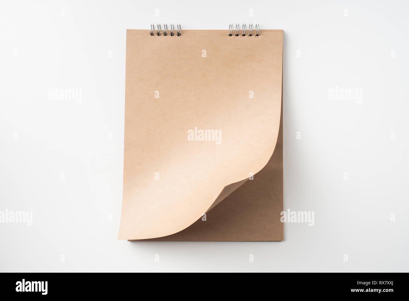 Designkonzept - Ansicht von oben bis sie kraft Seite auf weißem Hintergrund für Mockup isoliert Stockfoto