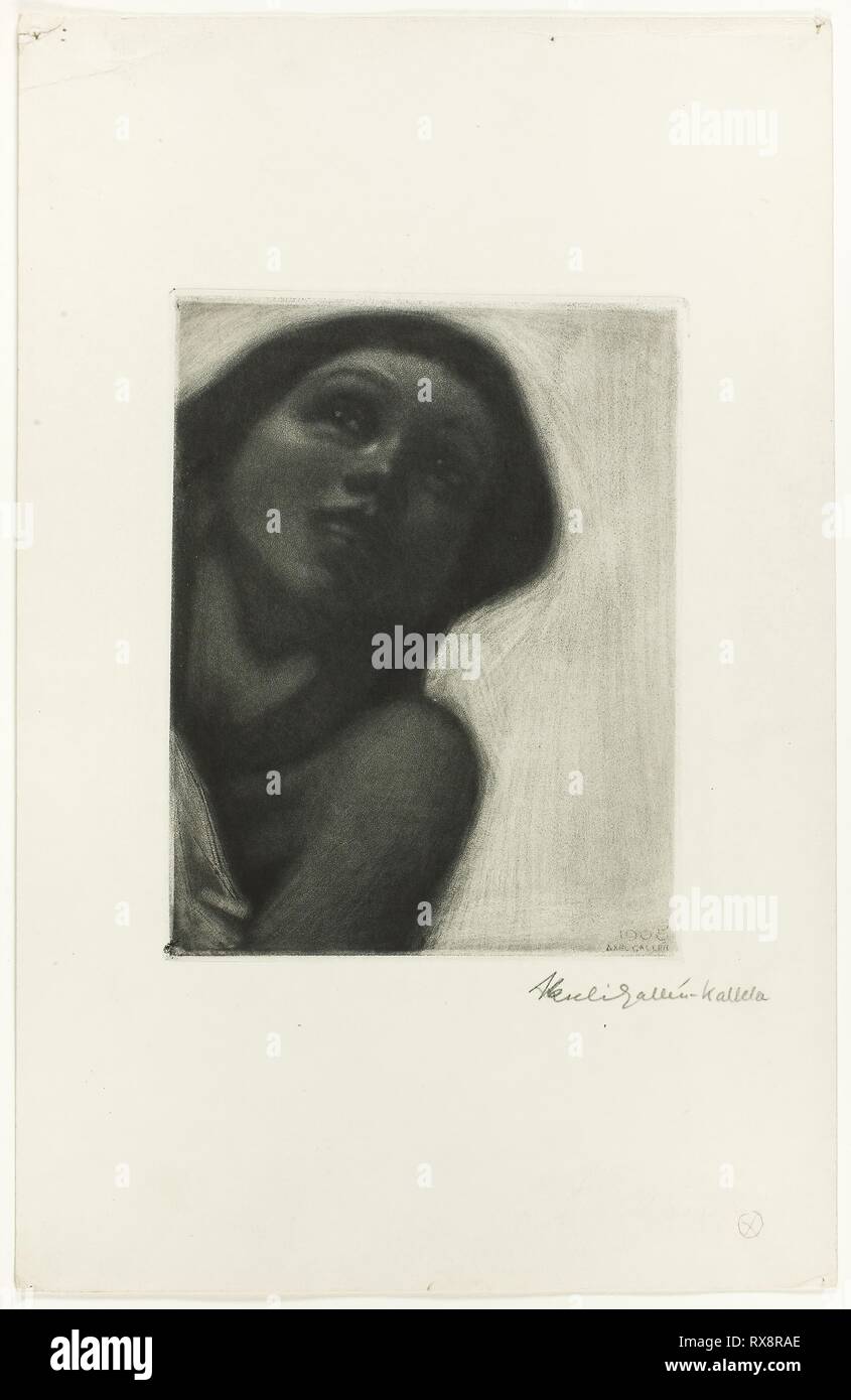 Girl's Gesicht, ab Frühjahr Fresko von Jusélius Mausoleum. Axli Gallen-Kallela; Finnisch, 1865-1931. Datum: 1905. Abmessungen: 180 × 138 mm (Bild); 184 × 143 mm (Platte); 350 × 225 mm (Blatt). Schabkunst in Schwarz auf Creme webte Papier. Herkunft: Finnland. Museum: Das Chicago Art Institute. Stockfoto