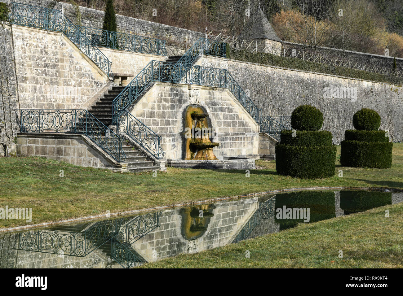 Das Neue Schloss von Ansembourg liegt im Zentrum von Luxemburg in das Tal der Sieben Schlösser. Stockfoto