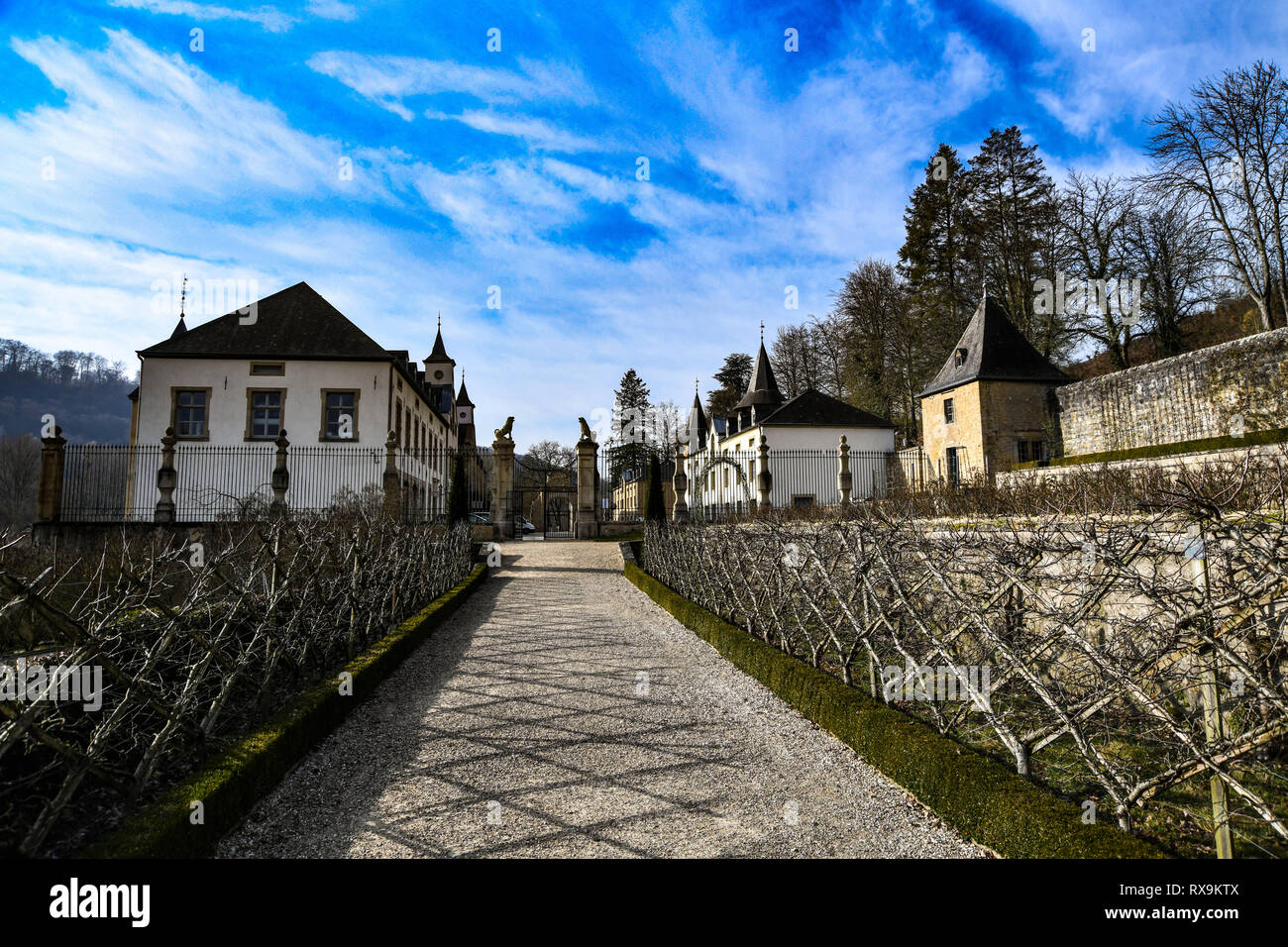 Das Neue Schloss von Ansembourg liegt im Zentrum von Luxemburg in das Tal der Sieben Schlösser. Stockfoto
