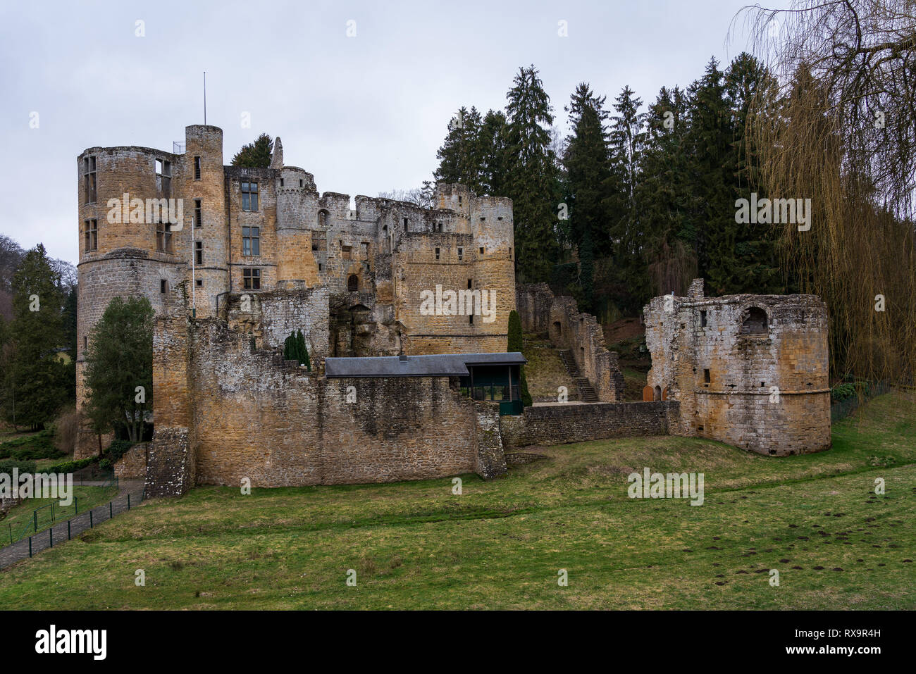 Die Ruine der Burg Beaufort, Luxemburg. Stockfoto