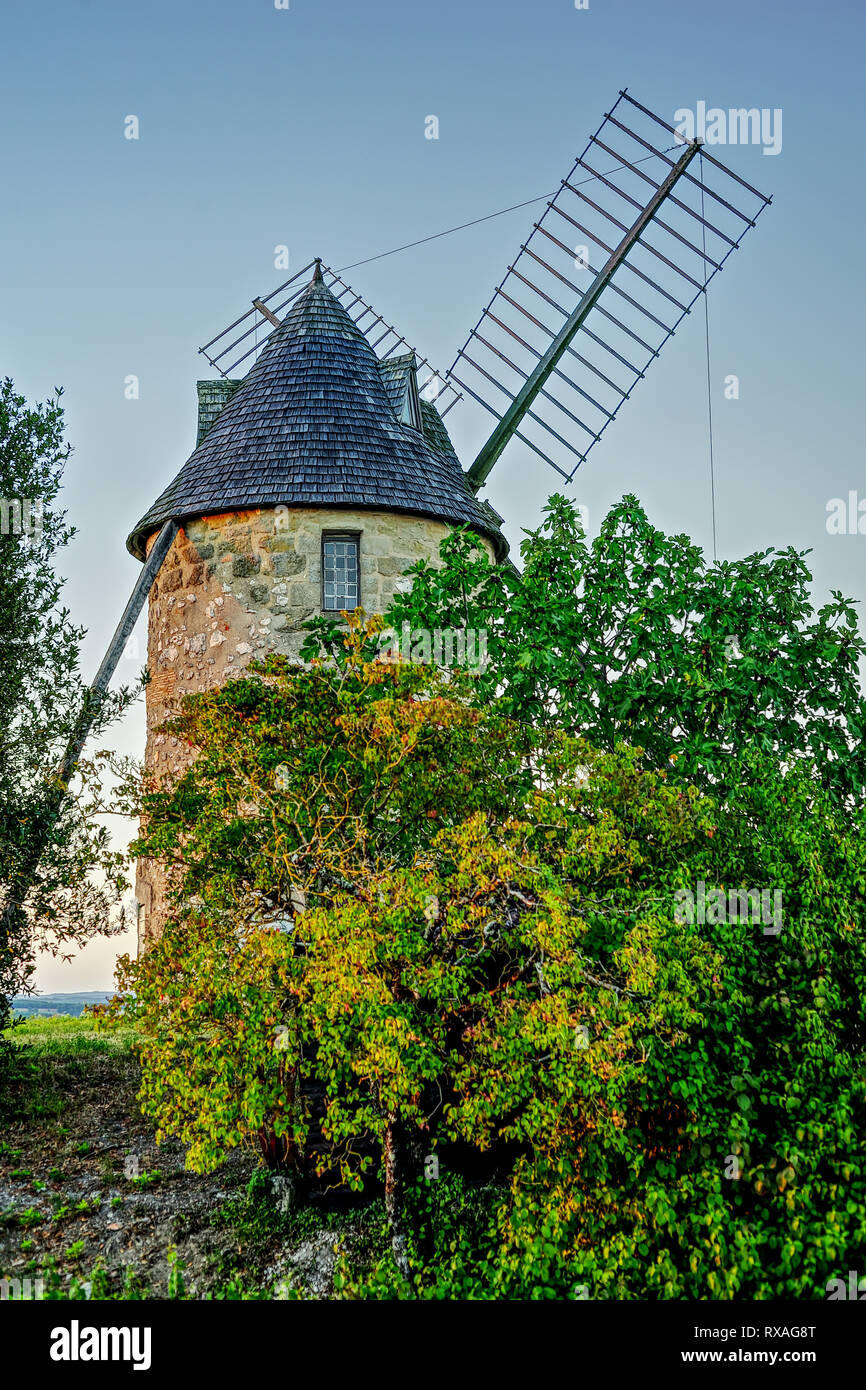 Alte Windmühle, Tourtres, Lot-et-Garonne, Aquitaine, Frankreich Stockfoto