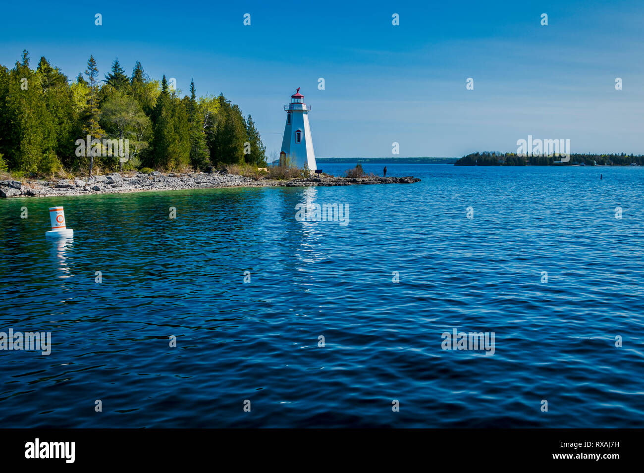 Leuchtturm (1885) an der grossen Wanne Hafen, Fathom Five National Marine Park, Tobermory, Ontario, Kanada Stockfoto