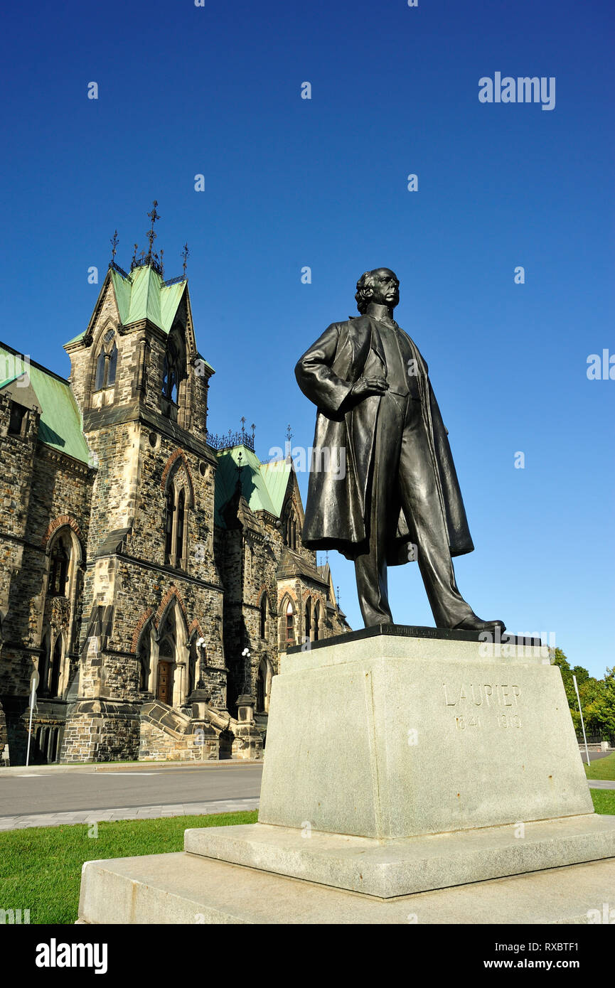 Sir Wilfred Laurier Denkmal, das Parlament den Gebäuden, Ottawa, Ontario, Kanada Stockfoto