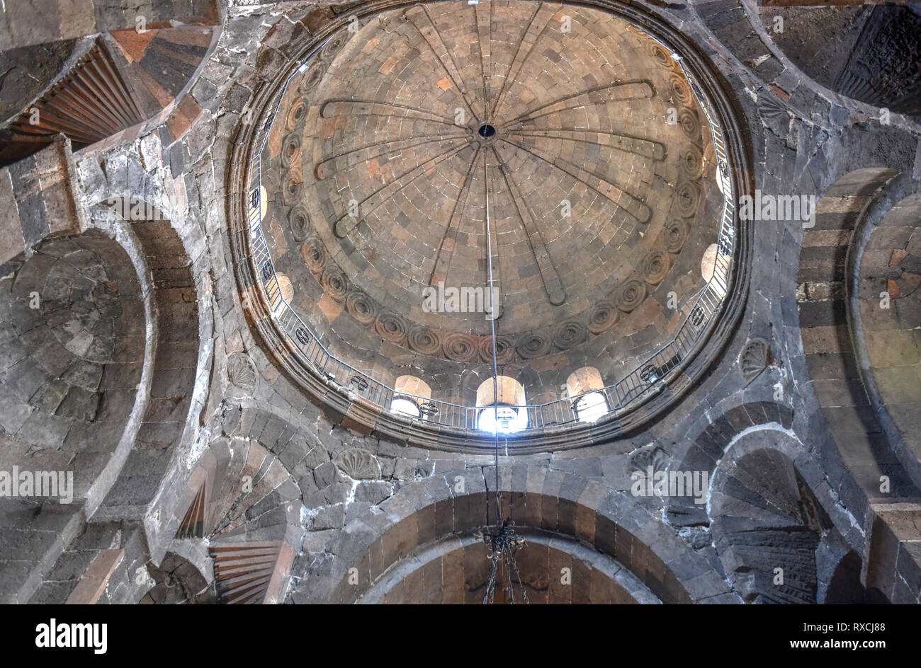 Vagharshapat, Armenien - Apr 8, 2018: St. Hripsime Kirche ist ein siebten Jahrhundert Armenische Apostolische Kirche. Es ist eine der ältesten erhaltenen Kirchen Stockfoto