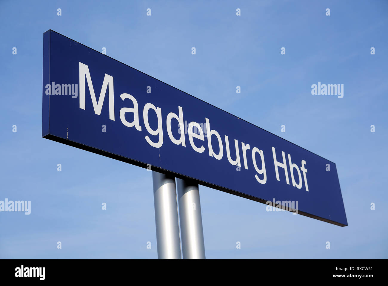 Magdeburg hauptbahnhof -Fotos und -Bildmaterial in hoher Auflösung – Alamy