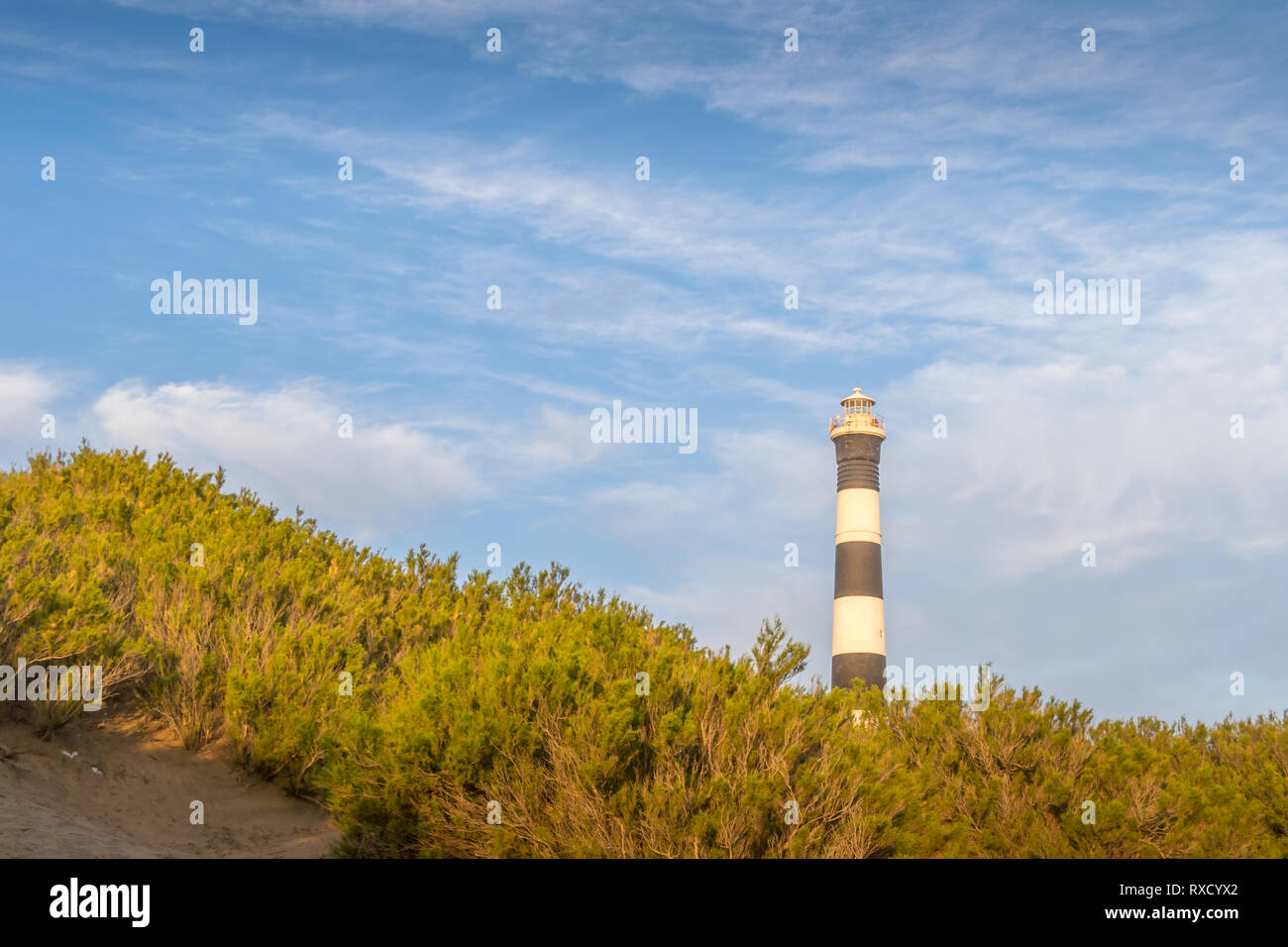 Leuchtturm im blauen Himmel Stockfoto