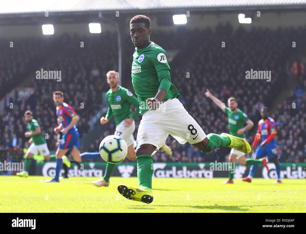 London, Großbritannien. 9 Mär, 2019. Yves Bissouma von Brighton dargestellt während der 2018/19 Premier League Spiel zwischen Crystal Palace FC und Brighton & Hove Albion an Selhurst Park. Nur die redaktionelle Nutzung, eine Lizenz für die gewerbliche Nutzung erforderlich. Keine Verwendung in Wetten, Spiele oder einer einzelnen Verein/Liga/player Veröffentlichung. Credit: Cosmin Iftode/Alamy leben Nachrichten Stockfoto