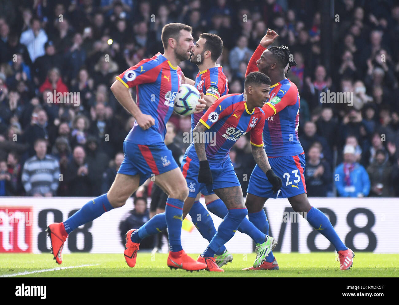 Crystal Palace F C Stockfotos Und Bilder Kaufen Alamy