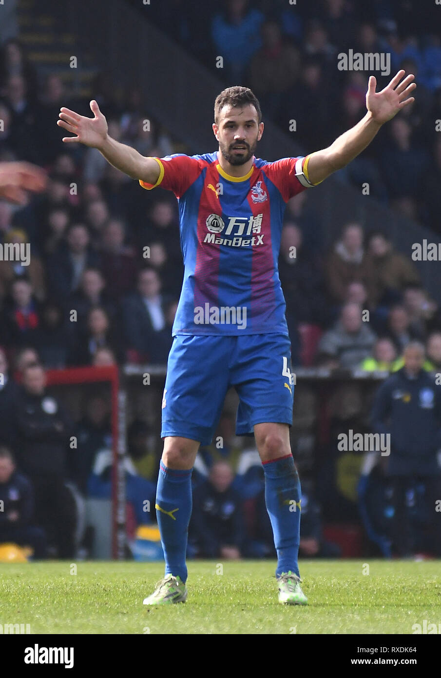 London, Großbritannien. 9 Mär, 2019. Luka Milivojevic zählte der Palast dargestellt während der 2018/19 Premier League Spiel zwischen Crystal Palace FC und Brighton & Hove Albion an Selhurst Park. Credit: Cosmin Iftode/Alamy Live Nachrichten Leitartikel nur verwenden, eine Lizenz für die gewerbliche Nutzung erforderlich. Keine Verwendung in Wetten, Spiele oder einer einzelnen Verein/Liga/player Veröffentlichung. Credit: Cosmin Iftode/Alamy leben Nachrichten Stockfoto