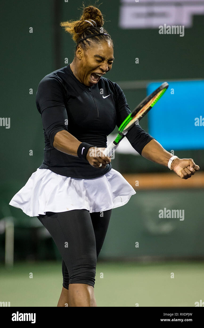 Indian Wells, Kalifornien, USA. 8 Mär, 2019. Serena Williams (USA) reagiert, als sie besiegt Victoria Azarenka (BLR) 7-5, 6-3 an der BNP Paribas Open in Indian Wells Tennis Garden in Indian Wells, Kalifornien. © Mals Taam/TennisClix/CSM/Alamy leben Nachrichten Stockfoto