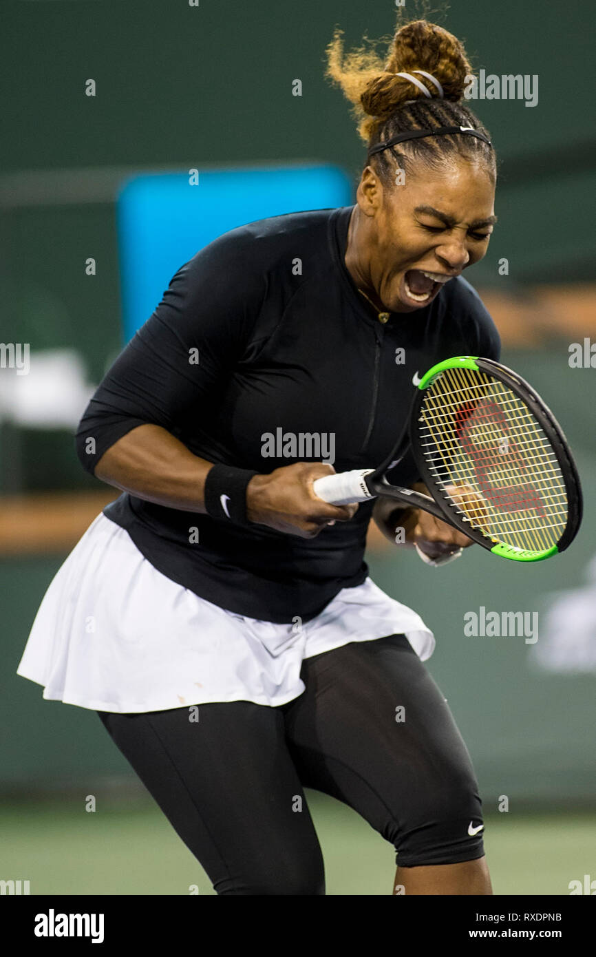 Indian Wells, Kalifornien, USA. 8 Mär, 2019. Serena Williams (USA) reagiert, als sie besiegt Victoria Azarenka (BLR) 7-5, 6-3 an der BNP Paribas Open in Indian Wells Tennis Garden in Indian Wells, Kalifornien. © Mals Taam/TennisClix/CSM/Alamy leben Nachrichten Stockfoto