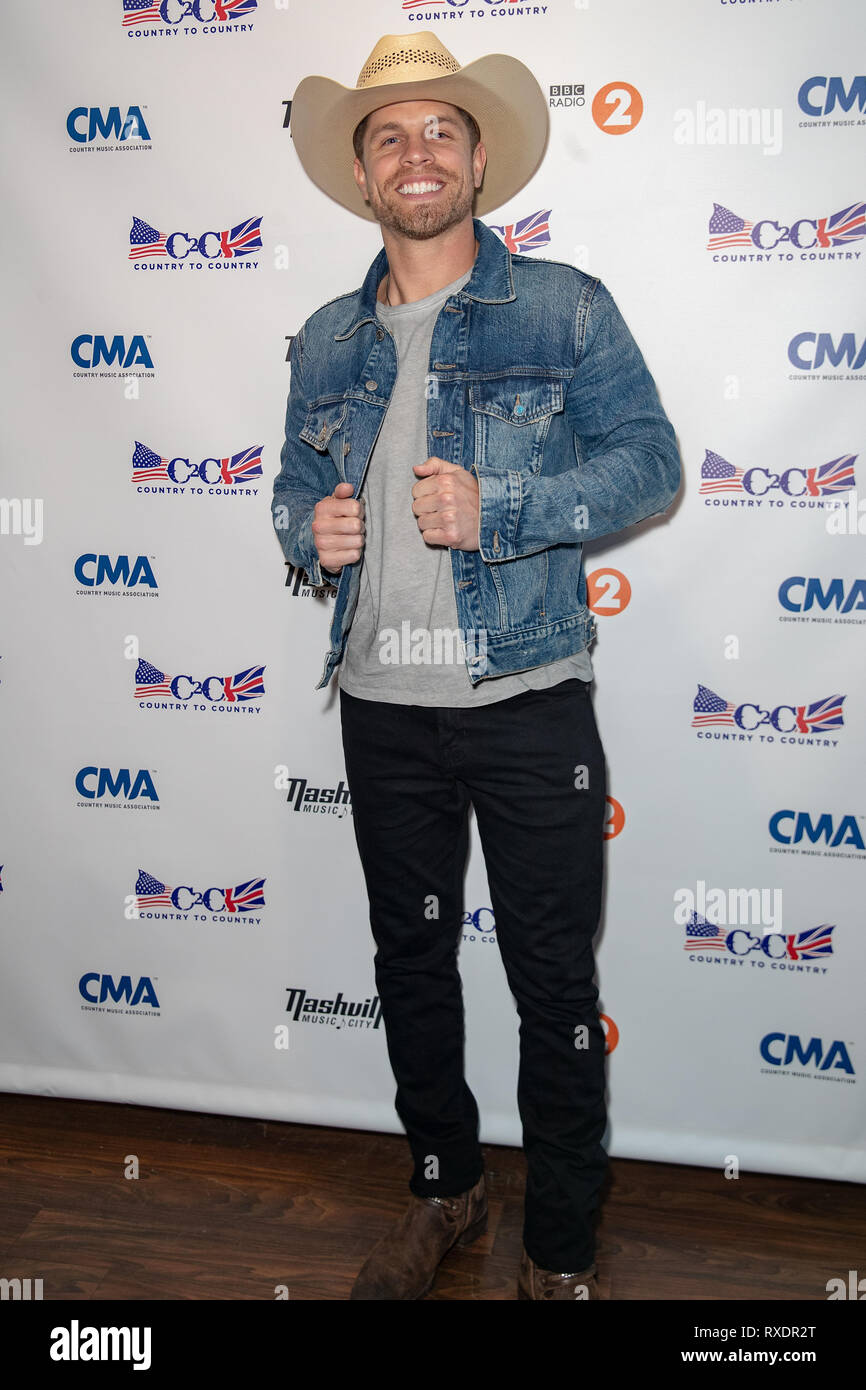 London, Großbritannien. 09 Mär, 2019. London, Großbritannien. Samstag, 9. März 2019. Dustin Lynch stellt backstage am Tag 1 der C2C-Land 2 Land Festival in der O2 Arena, Kredit: Jason Richardson/Alamy leben Nachrichten Stockfoto