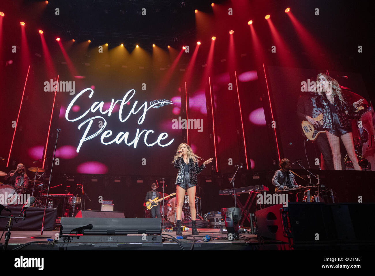 London, Großbritannien. 09 Mär, 2019. London, Großbritannien. Samstag, 9. März 2019. Carly Pearce ausführen an Tag 2 von C2C: Land zu Land Festival in der O2 Arena, Kredit: Jason Richardson/Alamy leben Nachrichten Stockfoto