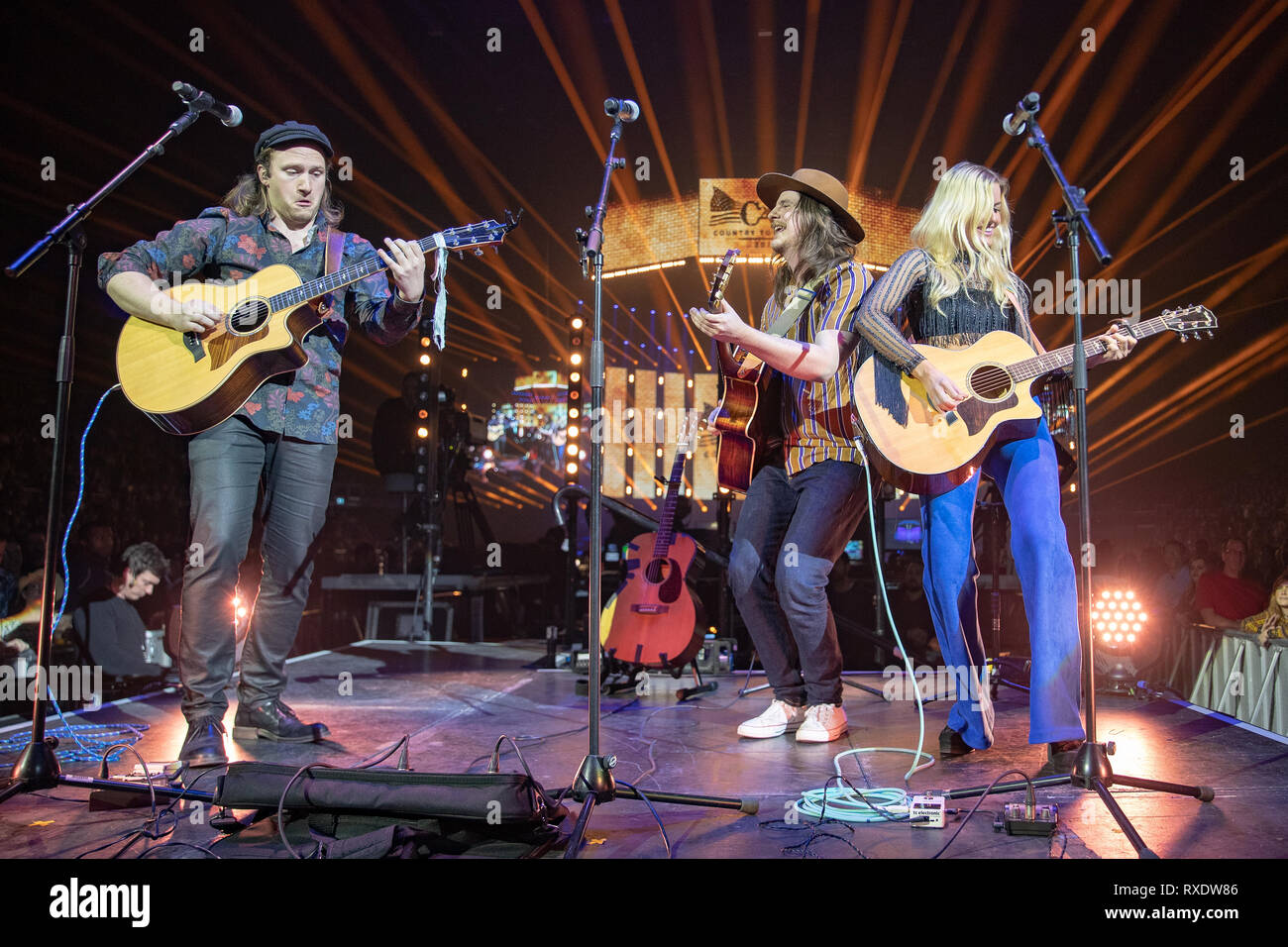 London, Großbritannien. 09 Mär, 2019. London, Großbritannien. Samstag, 9. März 2019. Messe Heiligen, auf der Spotlight Stufe am 2. Tag des C2C: Land zu Land Festival in der O2 Arena, Kredit: Jason Richardson/Alamy leben Nachrichten Stockfoto