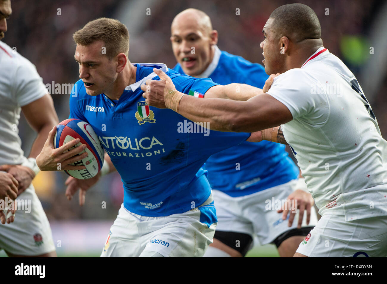 Twickenham, Gbr. 09 Mär, 2019. Twickenham, Vereinigtes Königreich, Samstag, 9. März 2019, England's Kyle SINCKLER, Heften, Italien: Federico RUZZA, während das Guinness sechs Nationen übereinstimmen, England gegen Italien, an der RFU Rugby, Stadion, Credit: Peter SPURRIER/Alamy leben Nachrichten Stockfoto