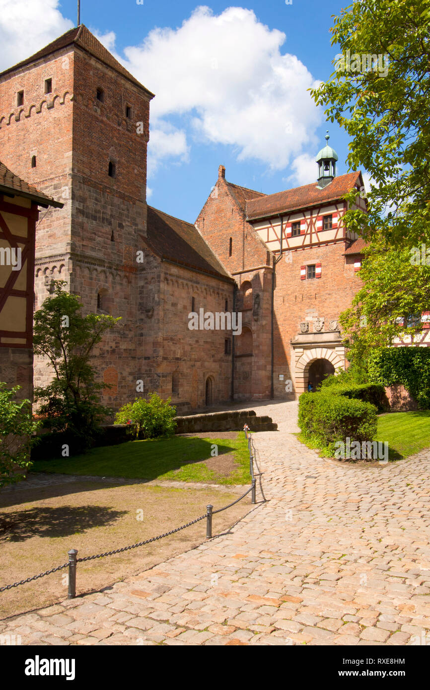 Deutschland, Bayern, Franken, Nürnberg, Burghof in der Kaiserburg Stockfoto