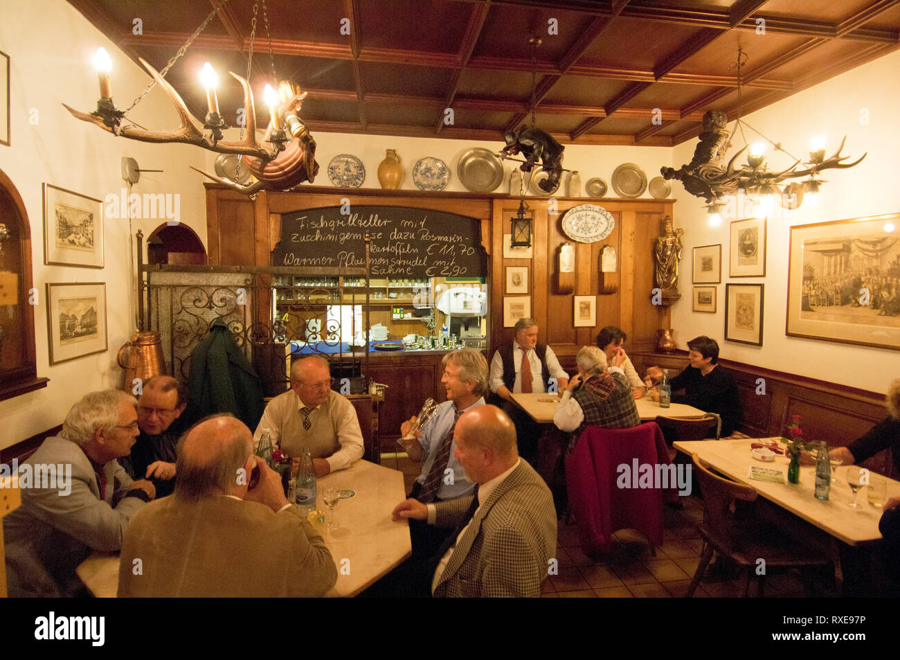 Deutschland, Bayern, Franken, Nürnberg, Altstadt, Restaurant und Weinstube Steichele Stockfoto