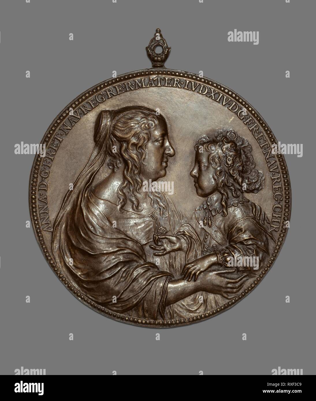 Portrait-medaille: Anna von Österreich und ihr Sohn, der spätere König Ludwig XIV. Jean Warin, III, zugeschrieben; Französisch, 1604-1672. Datum: 1638-1648. Abmessungen: Durchm. (Ohne hängende Finial) 9,4 cm (3 11/16 in.). Bronze, gegossen, gejagt, und patiniert. Herkunft: Frankreich. Museum: Das Chicago Art Institute. Stockfoto