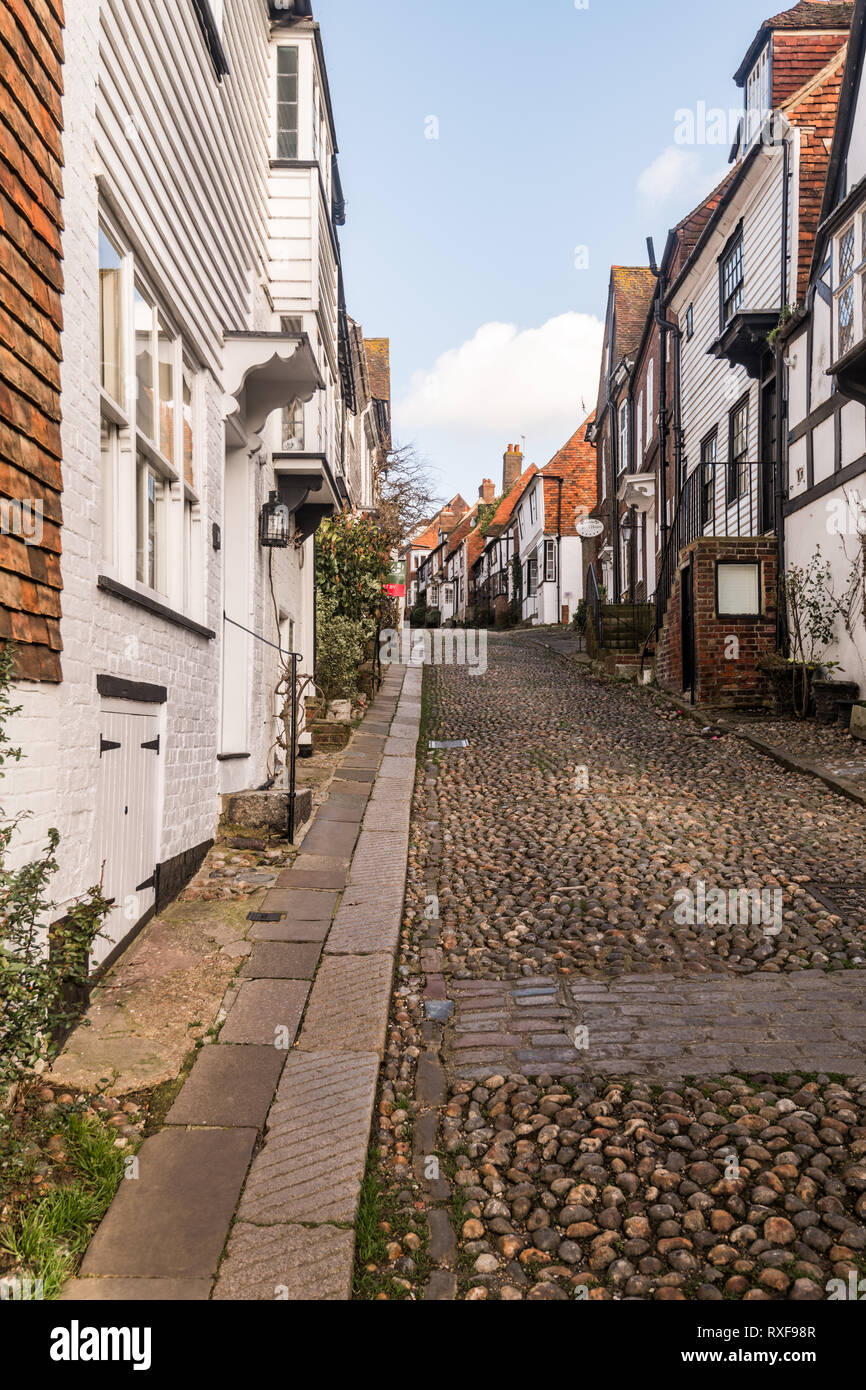 Alte gepflasterte Straße, Rye, East Sussex Stockfoto