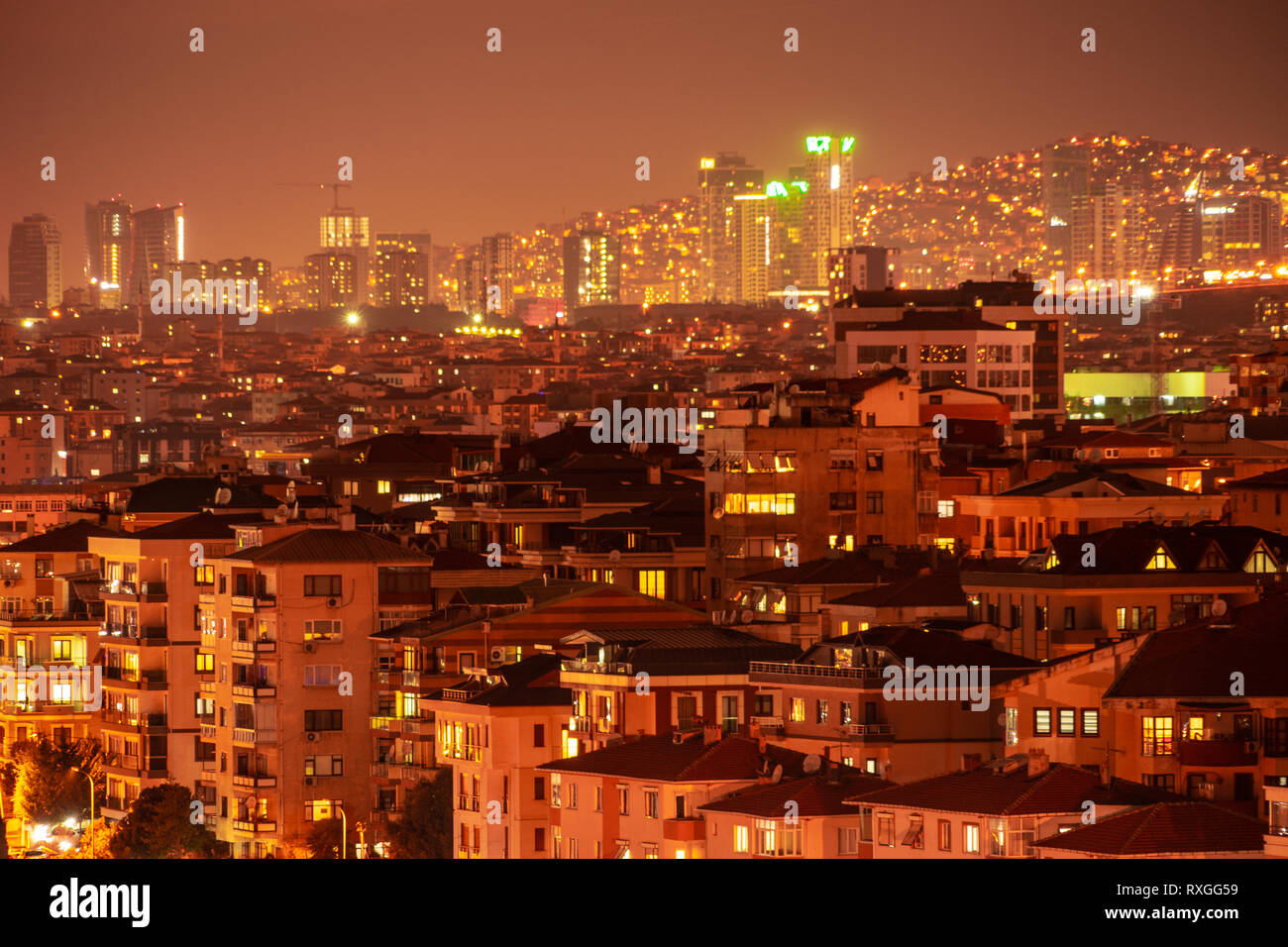 Istanbul bei Nacht Stockfoto