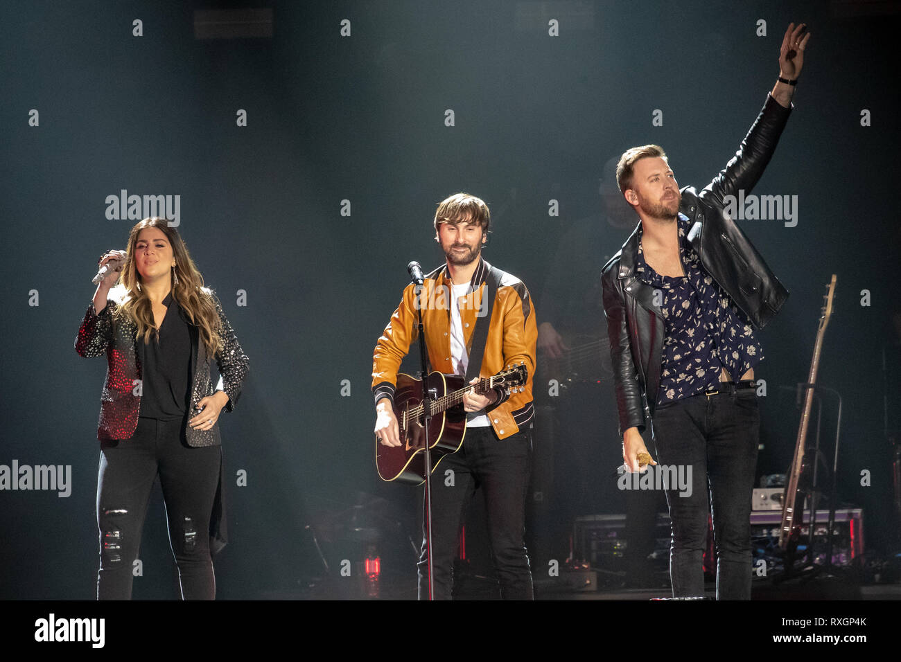 London, Großbritannien. Samstag, 9. März 2019. Lady Antebellum Dachverkleidung Tag 2 von C2C: von Land zu Land in der O2 Arena, die Gruppe setzt sich aus Hillary Scott (L), Charles Kelley (C) und Dave Haywood (R) O2 Arena, © Jason Richardson/Alamy leben Nachrichten Stockfoto