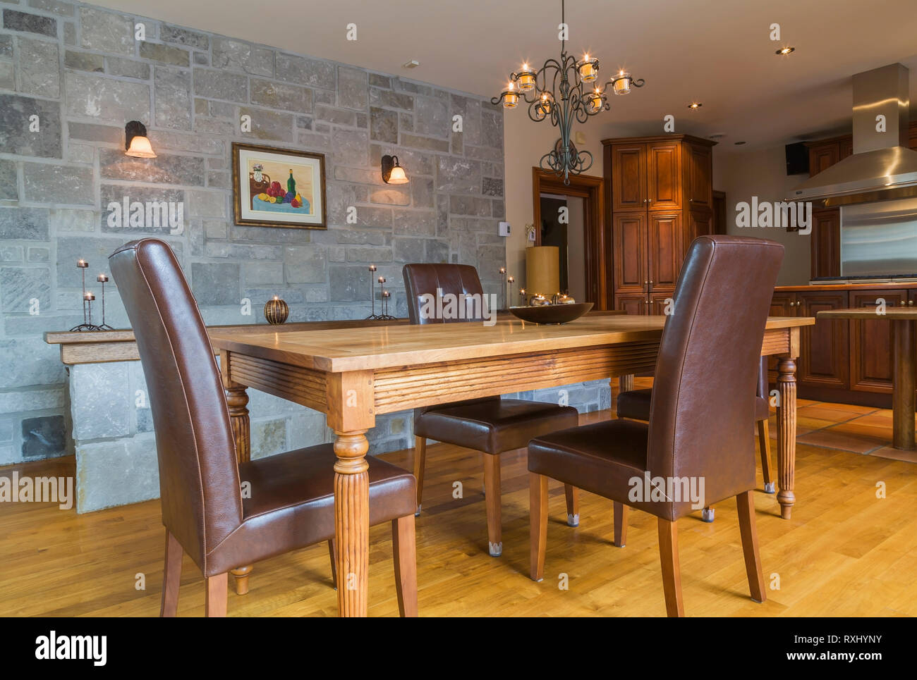 Esszimmer Design Ledersessel Stockfotos Und Bilder Kaufen Alamy