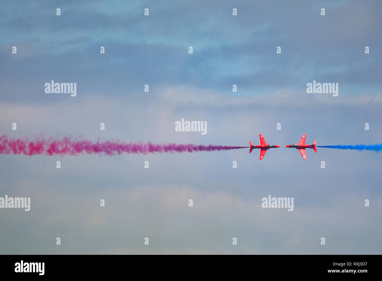 Kollision in der Luft, Hawk Flugzeug, Air Show Scarborough Stockfoto