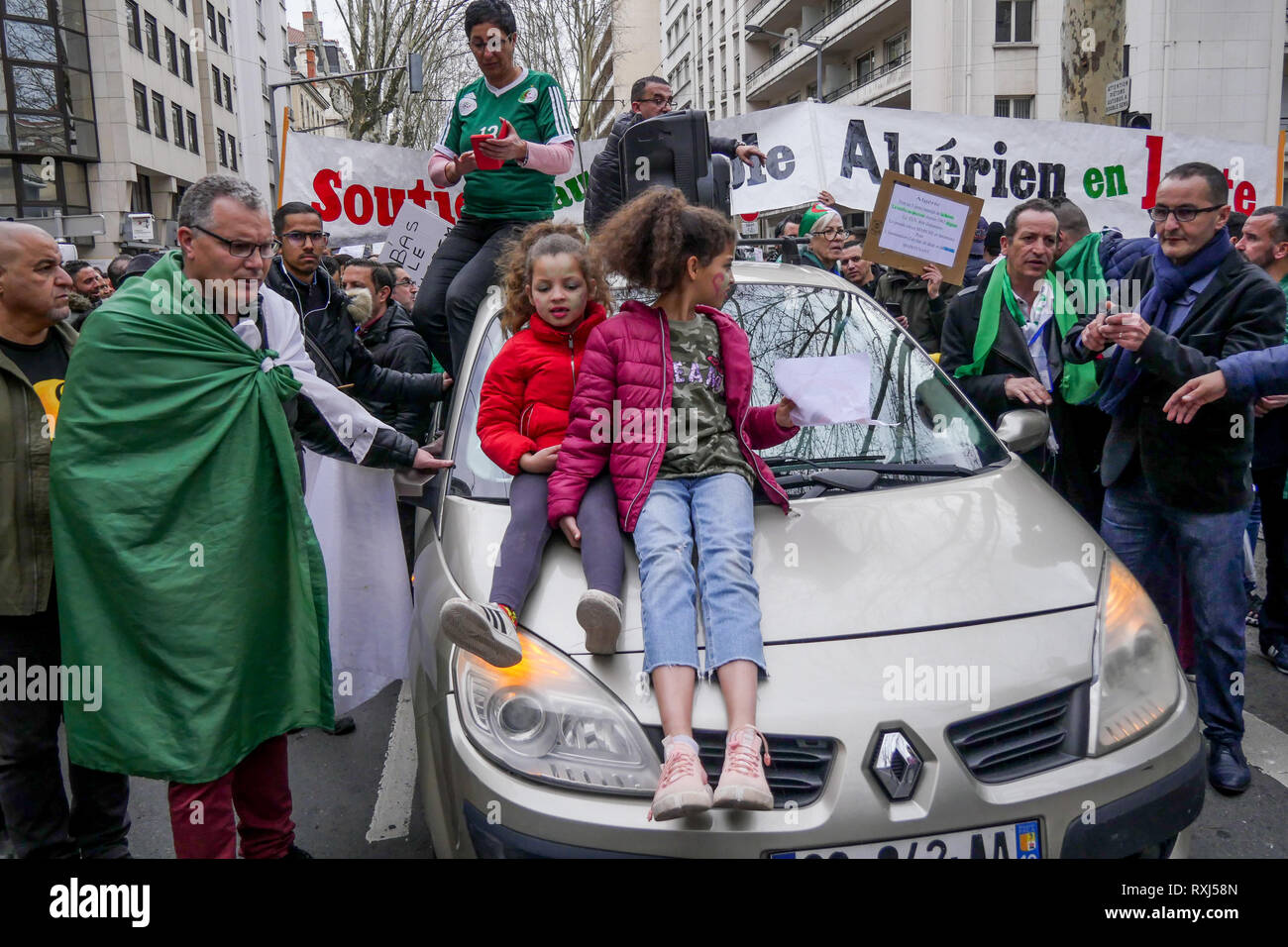 Algerische diaspora Proteste Abdelaziz Bouteflika 5 Kandidatur für den Posten, Lyon, Frankreich Stockfoto