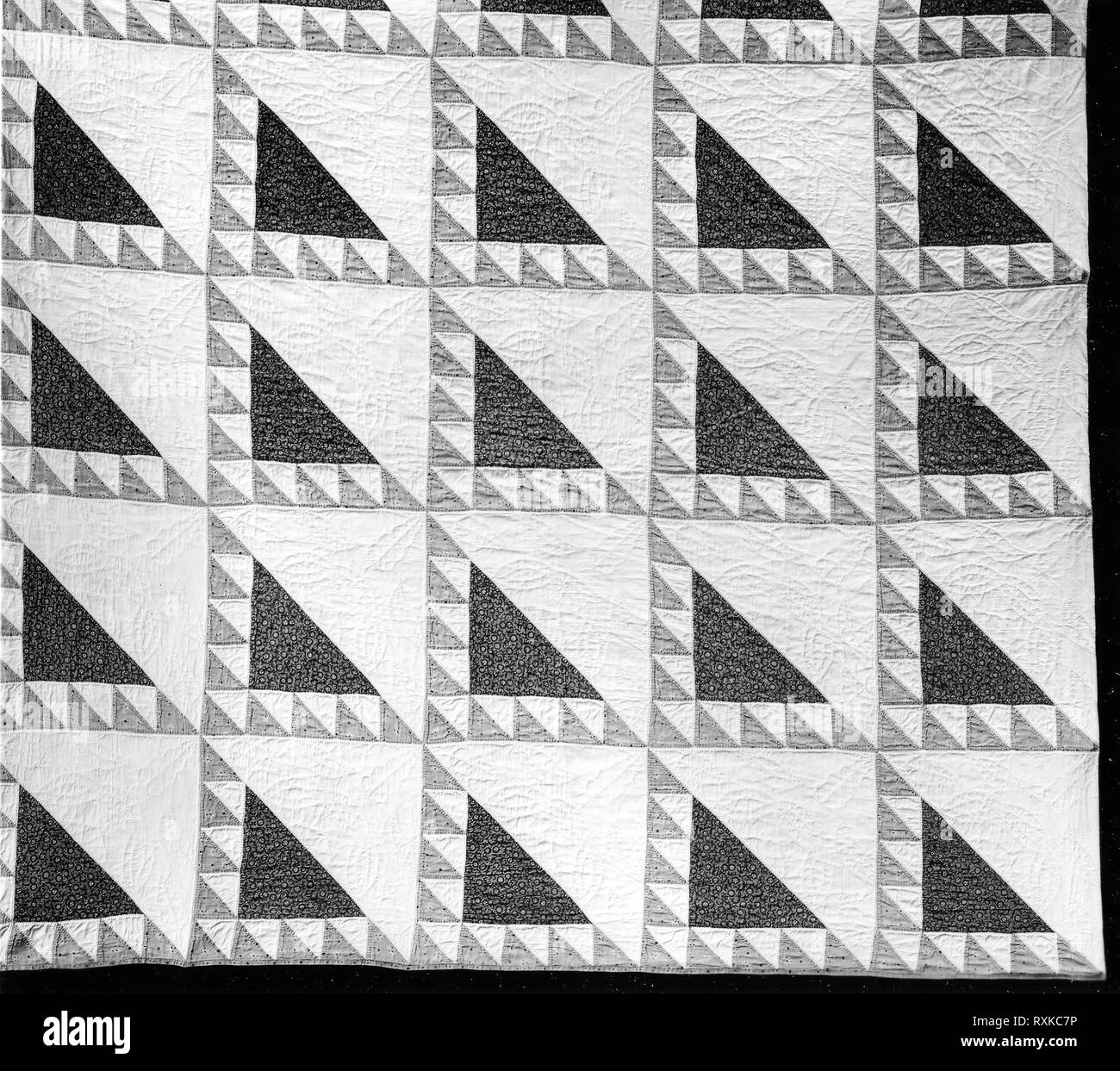 Handtücherwechsel (Leihen und Borgen Quilt). In den Vereinigten Staaten. Datum: 1835. Abmessungen: 211,4 x 224,5 cm (83 1/4 x 88 3/8 in.). Baumwolle, in Leinwandbindung, zusammengesetzt mit Baumwolle, in Leinwandbindung, gedruckt; Gesteppte; mit Baumwolle unterlegt, in Leinwandbindung; Rot und Grün auf weißem Grund. Herkunft: USA. Museum: Das Chicago Art Institute. Stockfoto