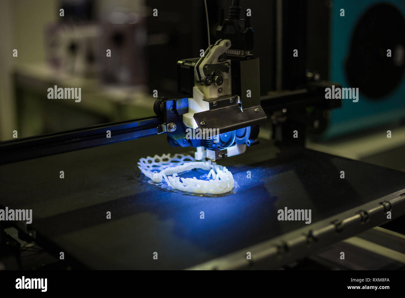 Automatische dreidimensionale 3D-Drucker drucken Kunststoff Modell der Maschine Stockfoto