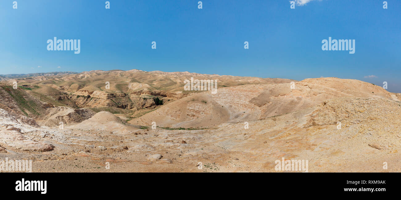 Panorama der Judäischen Wüste im Frühling in Israel Stockfoto