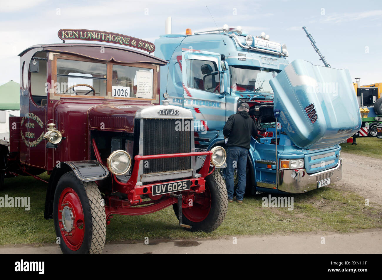 Ken Longthorne und Sohn s Transport bei Truckfest Stockfoto