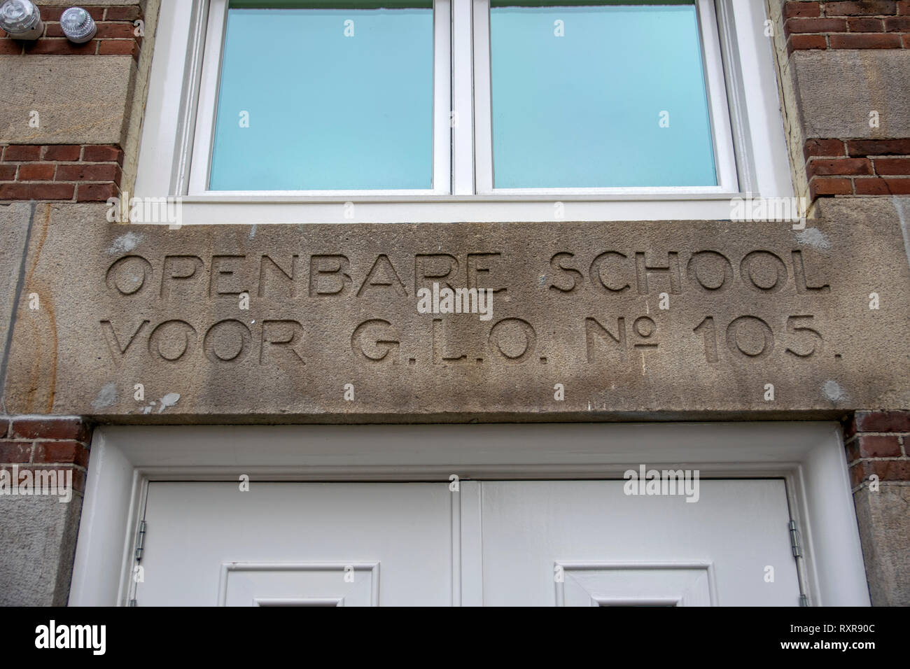 Ehemalige Schulgebäude an der Christiaan De Wetstraat Amsterdam Die Niederlande 2018 Stockfoto