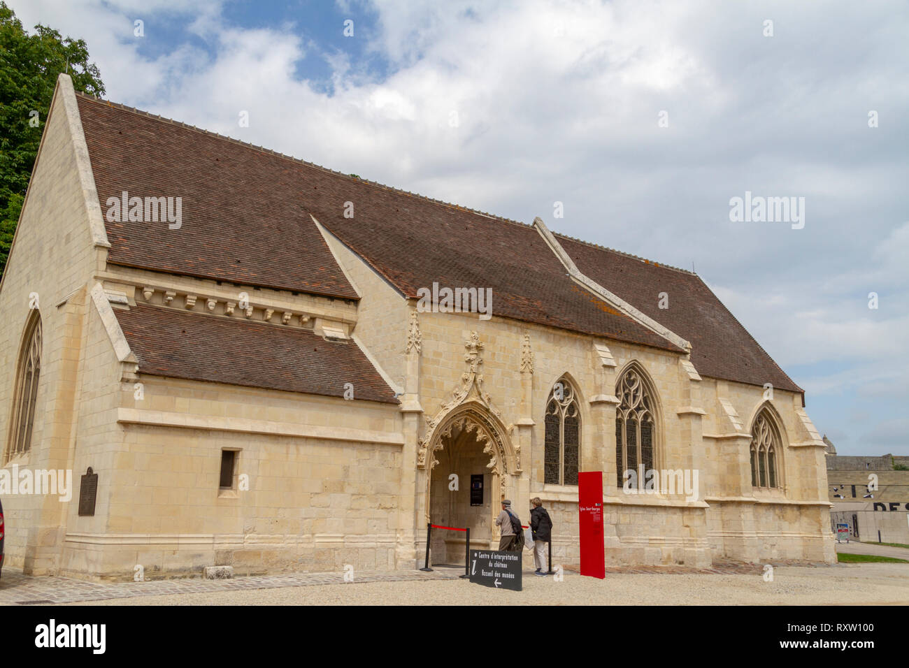 St. Georges Kirche innen thew Mauern der Burg Caen, Caen, Normandie, Frankreich. Stockfoto