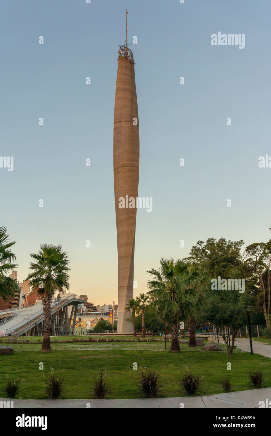 Faro del Bicentenario (Bicentennial Leuchtturm) - Córdoba, Argentinien Stockfoto